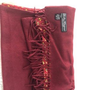 Salvatore Ferragamo cashmere scarf NWOT